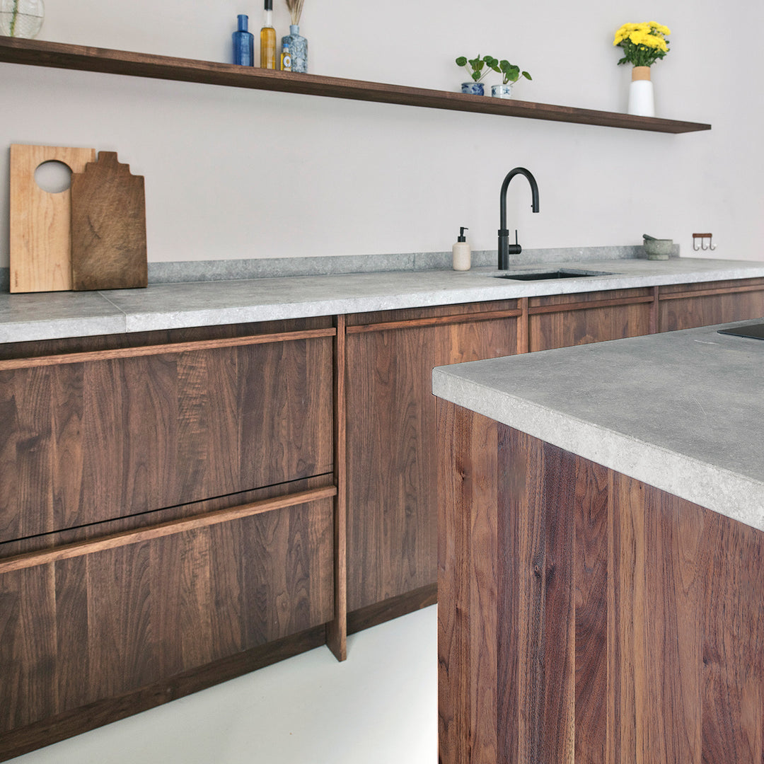Houtmerk Ratio® - Plint voor keuken - Noten Keukens Houtmerk