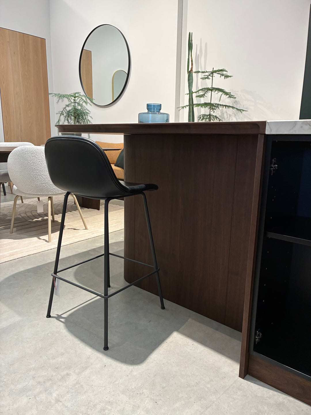 Muuto - Fiber Bar Stool 65 cm - Steel Base - Barkruk - SALE