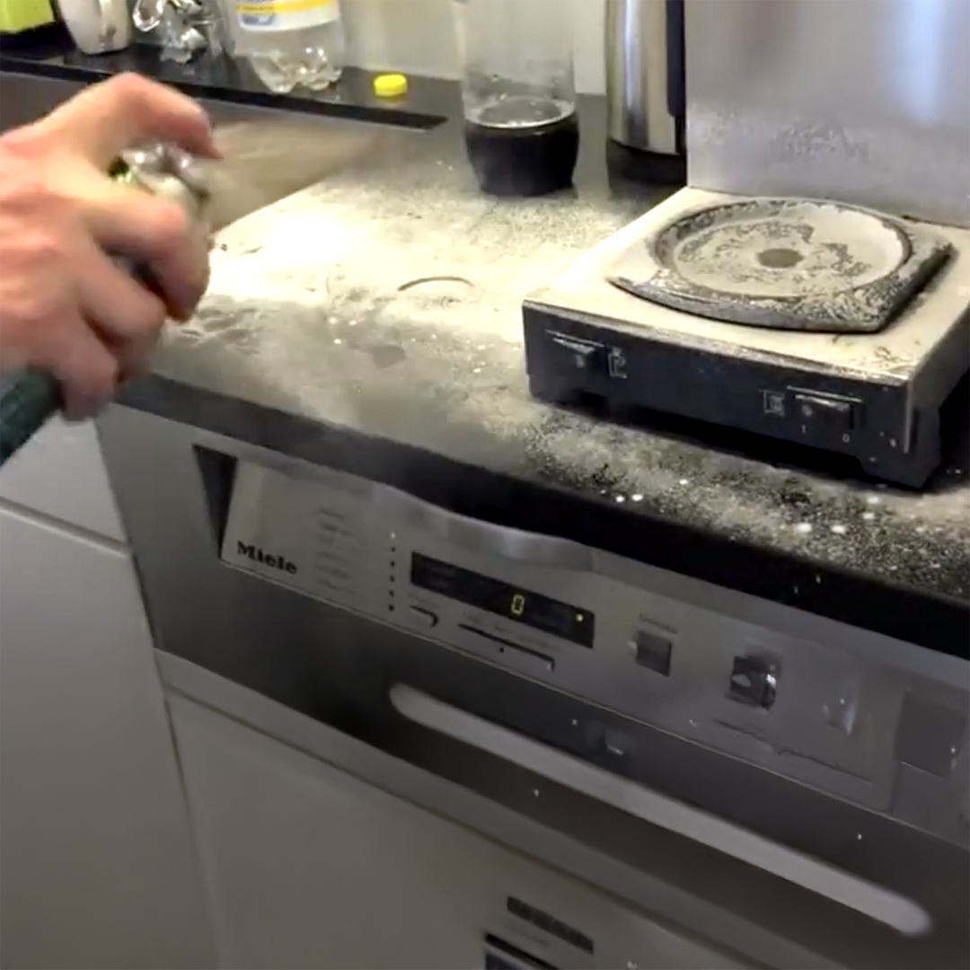 Clean Pro Foam – Reiniger voor mat gelakte en houten oppervlakken - 500ml Afwerking en Onderhoud Houtmerk