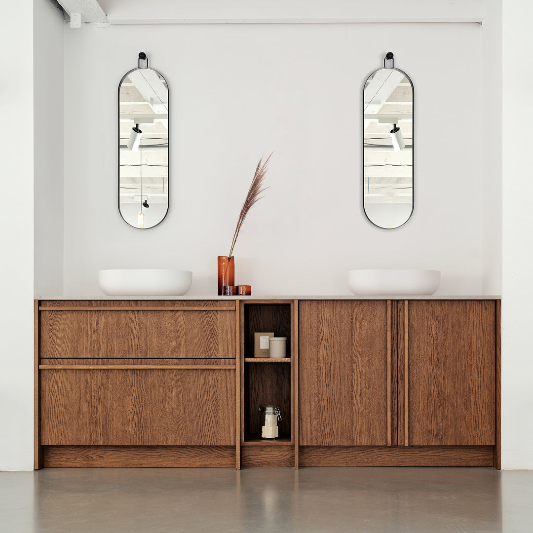 Houtmerk - Badmeubel Dudok - Houten lades, deuren en stenen blad - Maatwerk Badmeubels Houtmerk