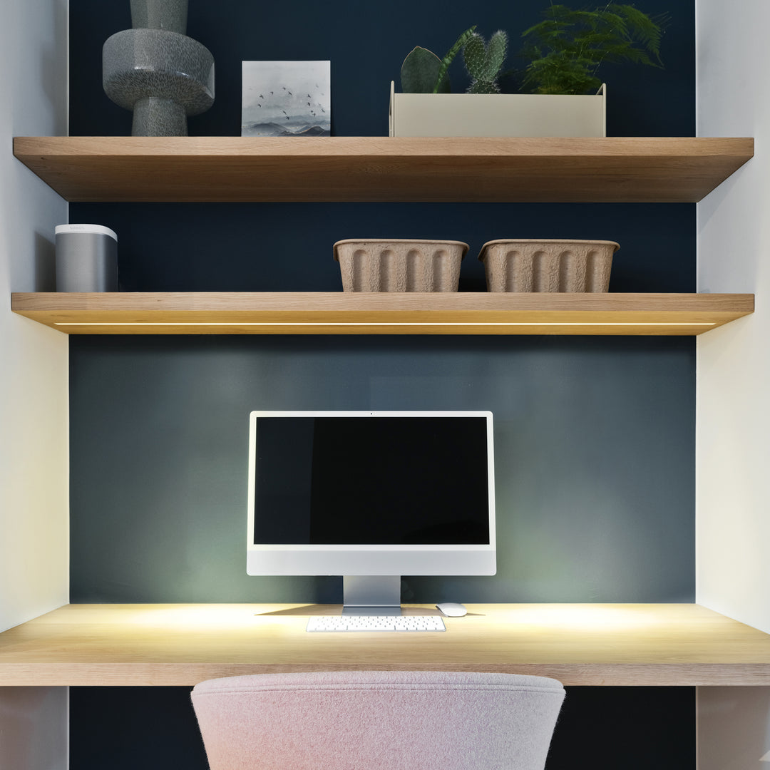 Houtmerk - Houten Wandplank met LED-strip verlichting - 300cm massief Eiken - SALE Wandplanken Houtmerk