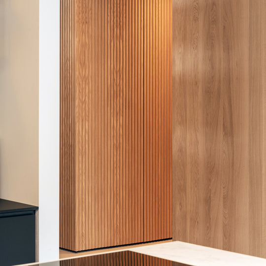 Houtmerk - Maatwerk houten Taatsdeur zonder kozijn - Geprofileerd Eiken Deuren Houtmerk