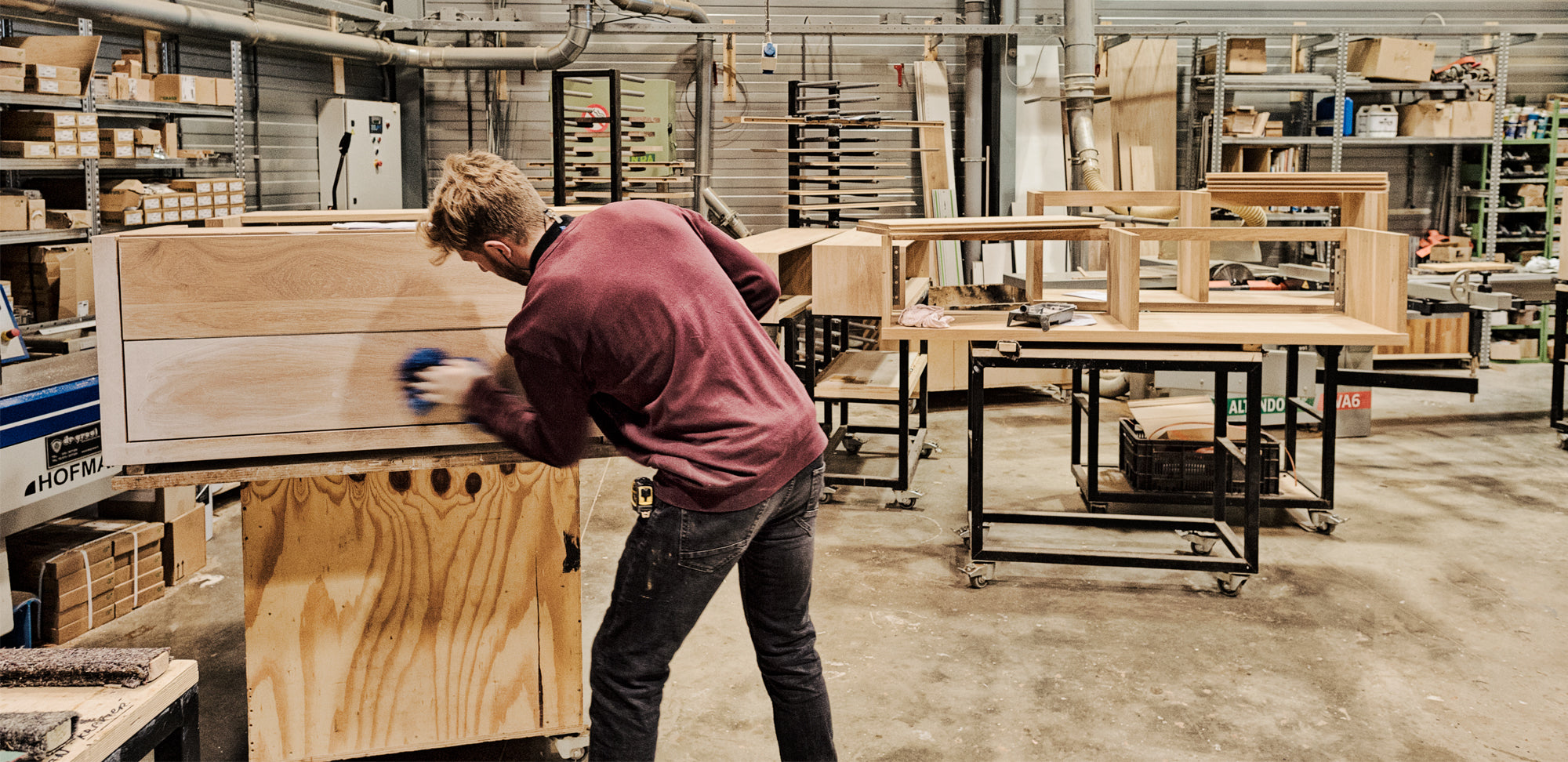 Badmeubels op maat maken in onze werkplaats