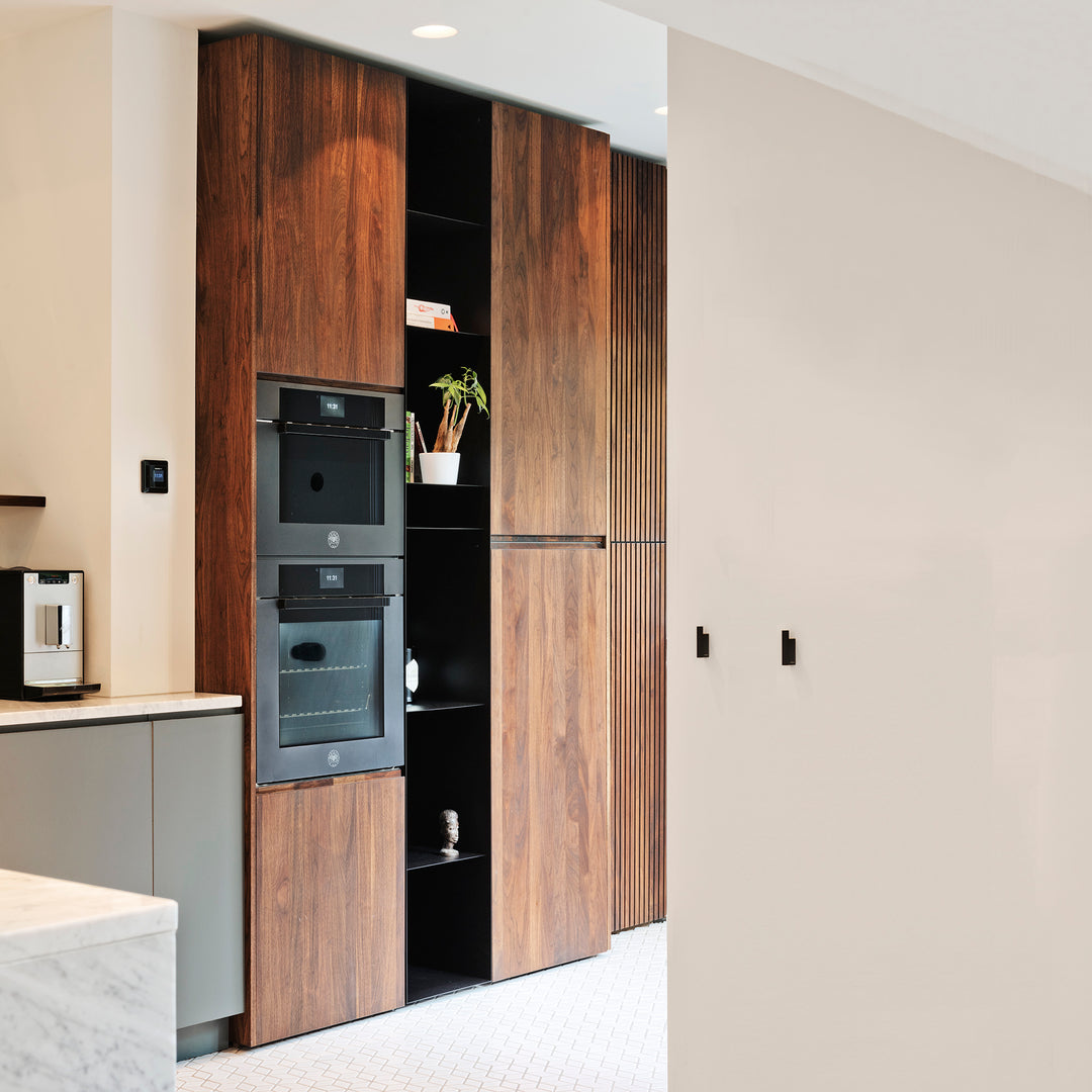 Houtmerk Ratio® - Plint voor keuken - Noten Keukens Houtmerk