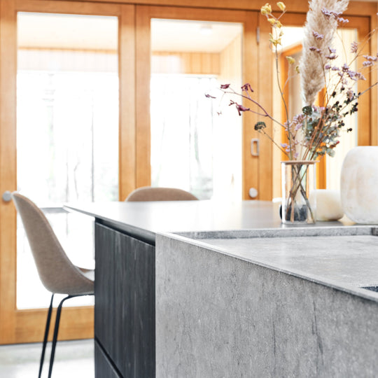 Houtmerk – Onderhoud en Renovatie – Voor Concreto natuursteen Afwerking en Onderhoud Houtmerk