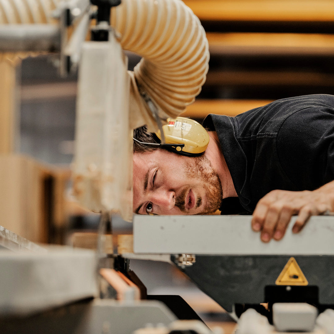 Houtmerk Domus® - Eetkamer zitbank met lades - Massief hout maatwerk Kasten Houtmerk