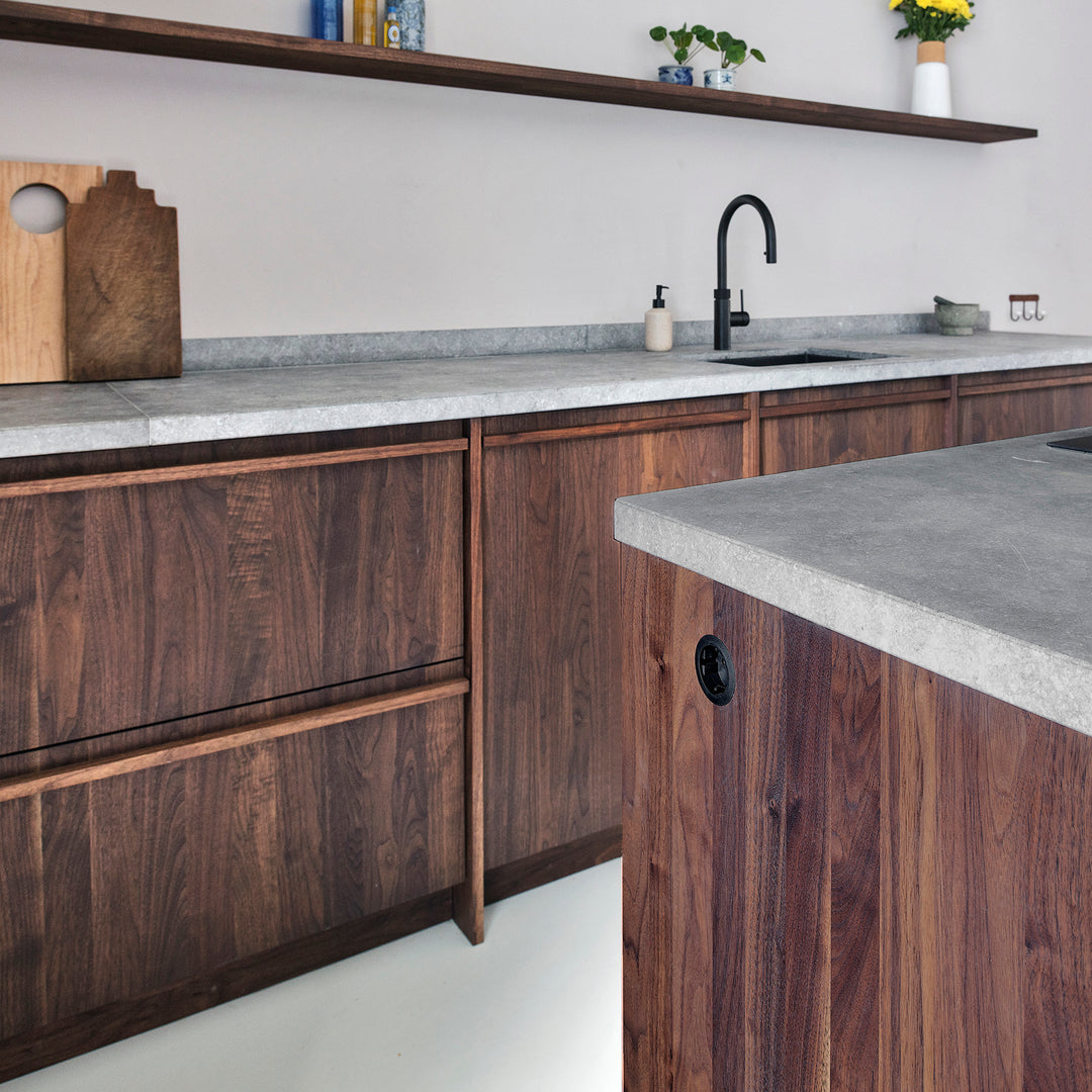 Houtmerk Ratio® - Plint voor keuken - Noten Keukens Houtmerk