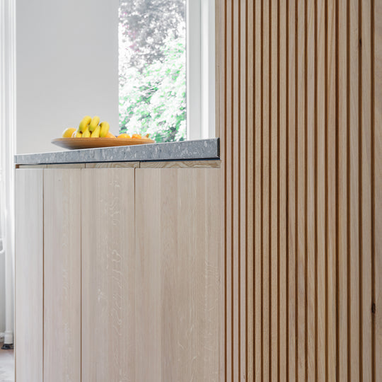 Houtmerk - Maatwerk houten Taatsdeur zonder kozijn - Geprofileerd Eiken Deuren Houtmerk