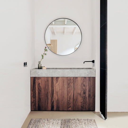 Houtmerk - Houten Badmeubel Lavar - notenhout met natuursteen opzetwastafel - Maatwerk Badmeubels Houtmerk