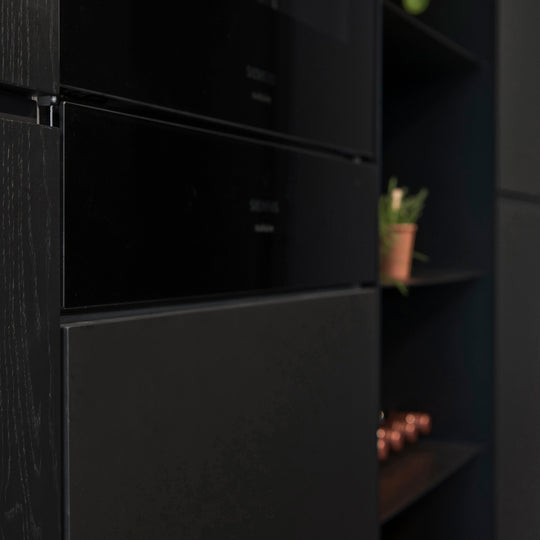 Ratio - Keukenfront GRIP - Massief eiken Primeur Zwarte beits Keukenfronten Houtmerk