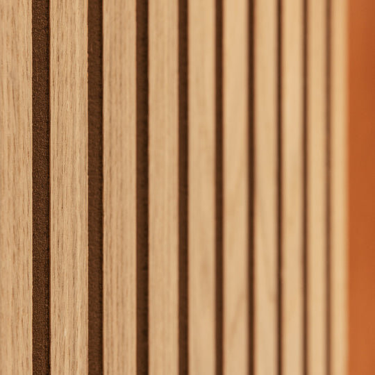 Houtmerk - Houten Wandpaneel met groeven profiel - Maatwerk Kasten Houtmerk