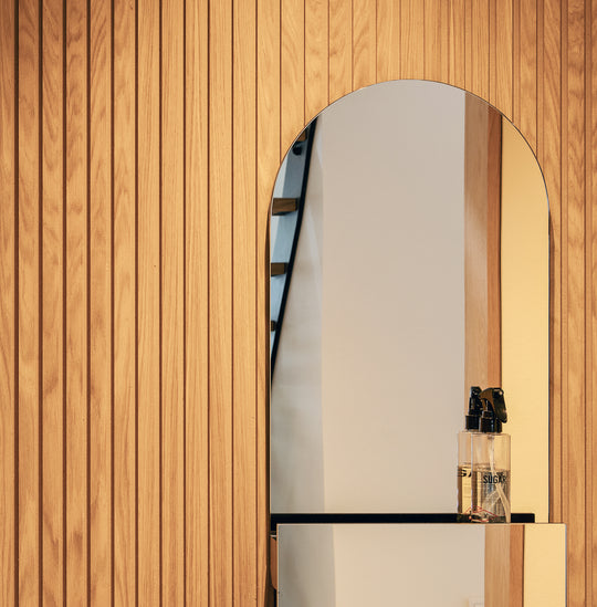 Houtmerk - Houten Wandpaneel met groeven profiel - Maatwerk Kasten Houtmerk