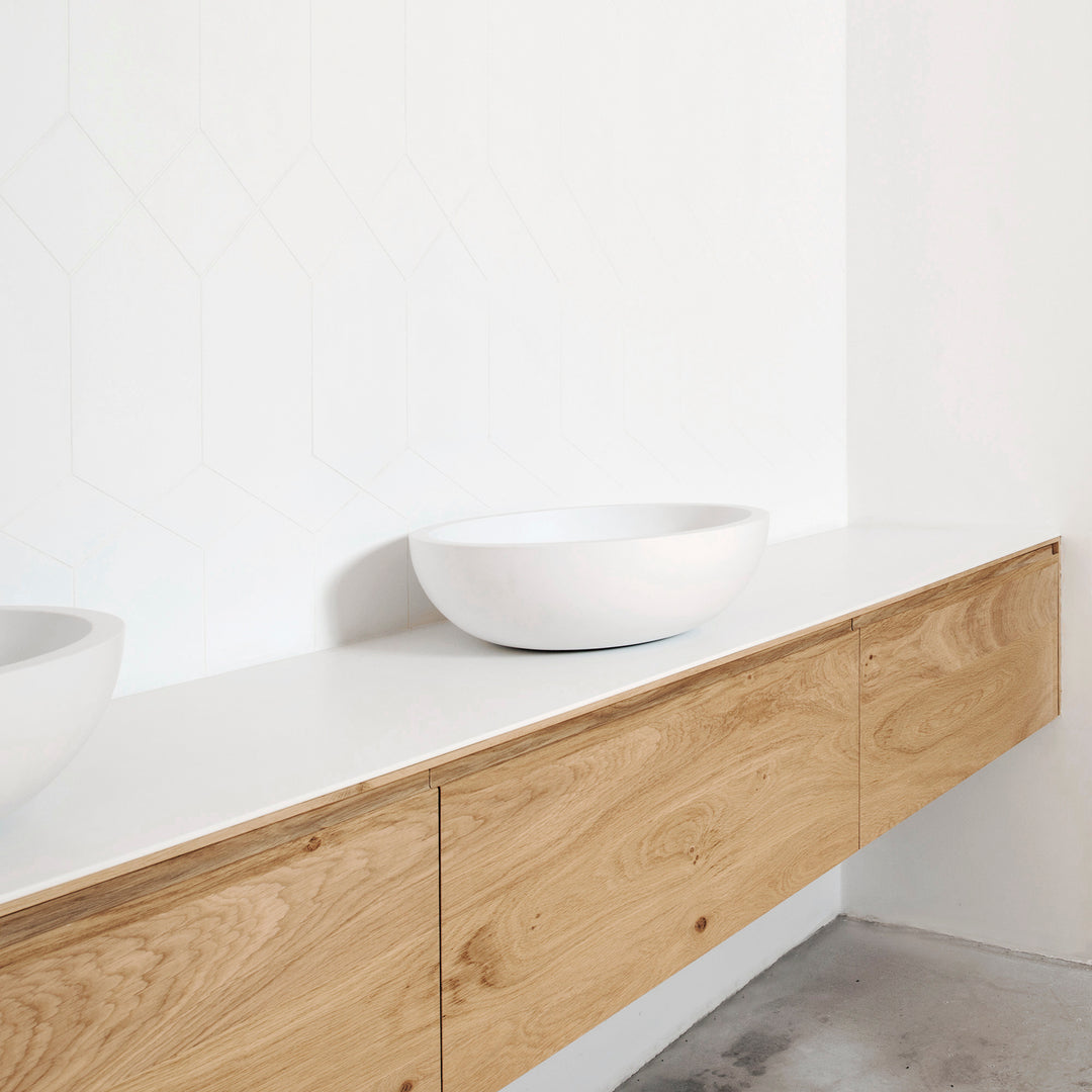 Houtmerk – Witte Waskom Delta Solid Surface – Rond Wastafels Houtmerk