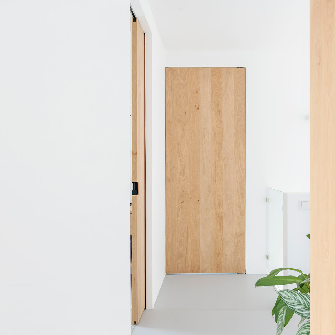 Houtmerk - Maatwerk houten Taatsdeur zonder kozijn - Eiken Deuren Houtmerk