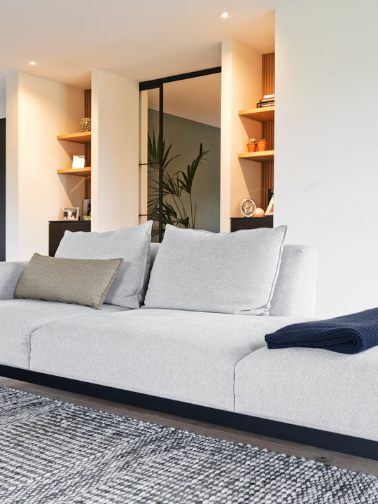 Houtmerk - En Suite Kast Porta 01 - Kasten en stalen schuifdeuren Kastcombinatie Houtmerk