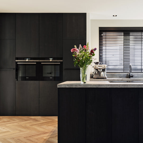 Ratio - Keukenfront MILLER - Massief eiken Primeur Zwarte beits Keukenfronten Houtmerk
