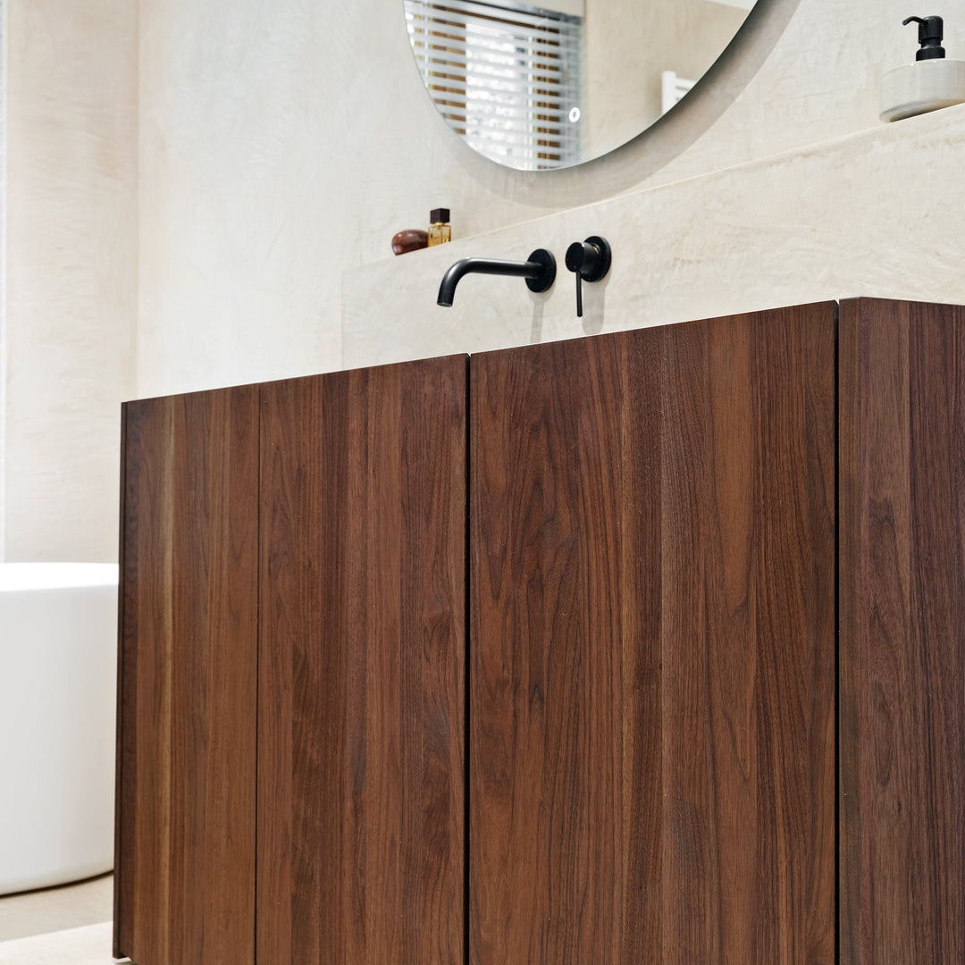 Houtmerk - Houten Badmeubel Niche - notenhout met verzonken natuursteen wastafel-Houtmerk-Houten Badmeubel Niche notenhout met natuurstenen wastafel | Houtmerk