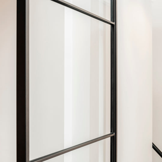 Houtmerk - En Suite Kast Porta 03 - Kast met stalen schuifdeuren Kastcombinatie Houtmerk