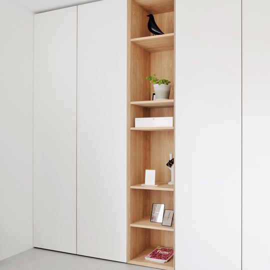 Houtmerk - Kast Buco 02 - Hoge kast met nis en zitelement Kastcombinatie Houtmerk