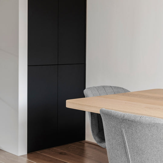 Houtmerk - En Suite Kast Porta 04 - Kast met stalen schuifdeuren Kastcombinatie Houtmerk