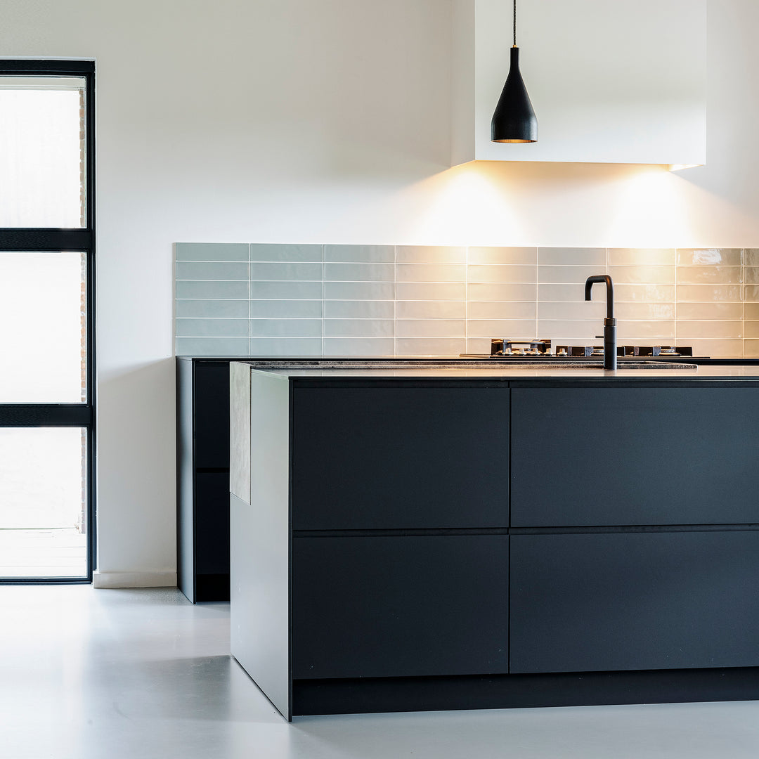 Houtmerk - Keuken Modus - Groot eiland met barnis - Vrijstaand Keukens Houtmerk