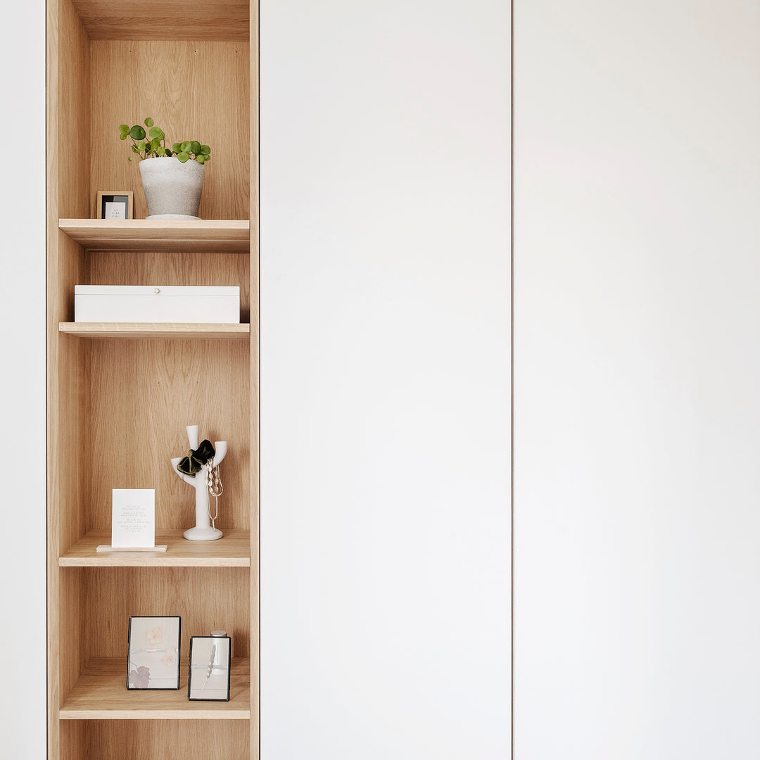 Houtmerk - Kast Buco 02 - Hoge kast met nis en zitelement Kastcombinatie Houtmerk