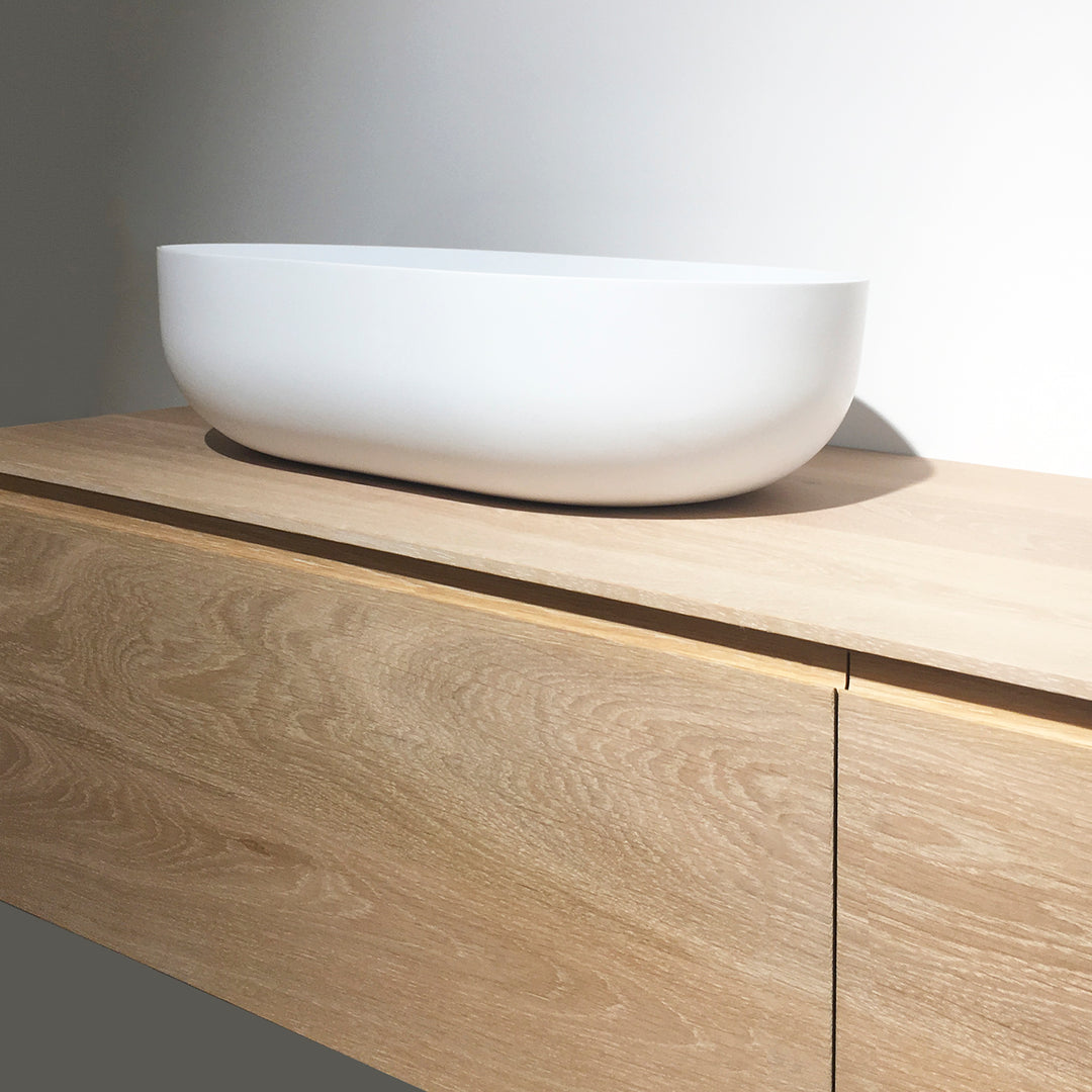 Houtmerk – Witte Waskom Oblong Solid Surface – Afgeronde Ovaal Wastafels Houtmerk