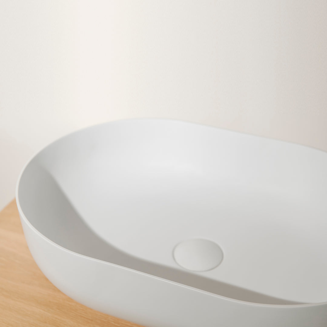 Houtmerk – Witte Waskom Oblong Solid Surface – Afgeronde Ovaal Wastafels Houtmerk