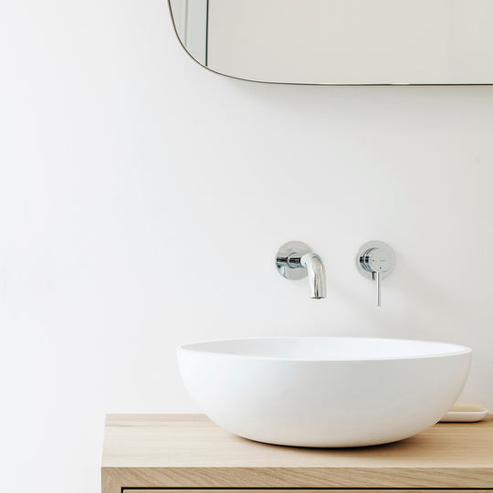 Houtmerk – Witte Waskom Delta Solid Surface – Rond Wastafels Houtmerk Wit Solid Surface