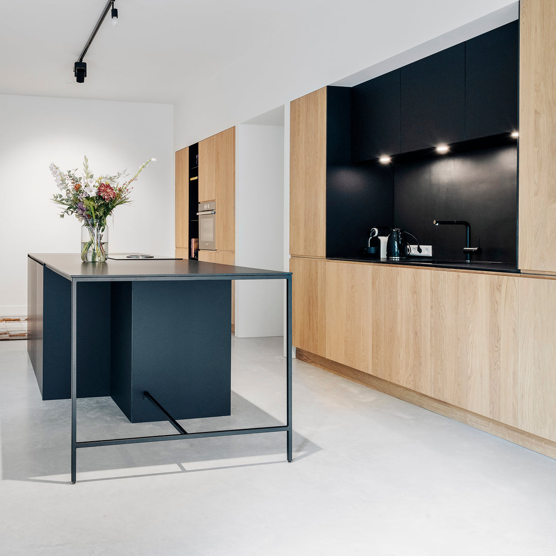 Houtmerk - Witte MDF Stollenwand - Overschilderbaar maatwerk Keukens Houtmerk