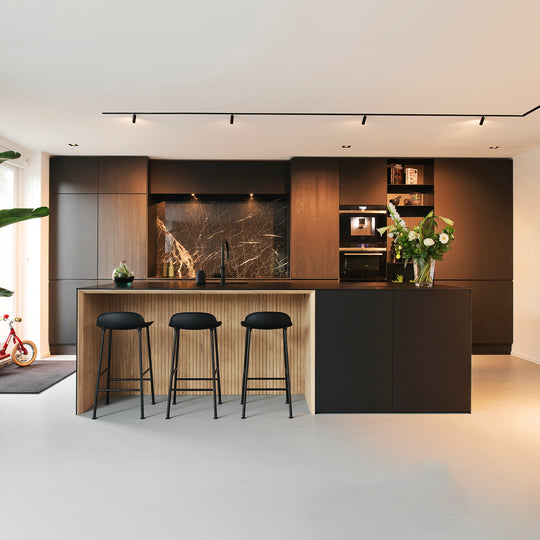 Ratio - Keukenfront GRIP - Massief eiken Primeur Zwarte beits Keukenfronten Houtmerk