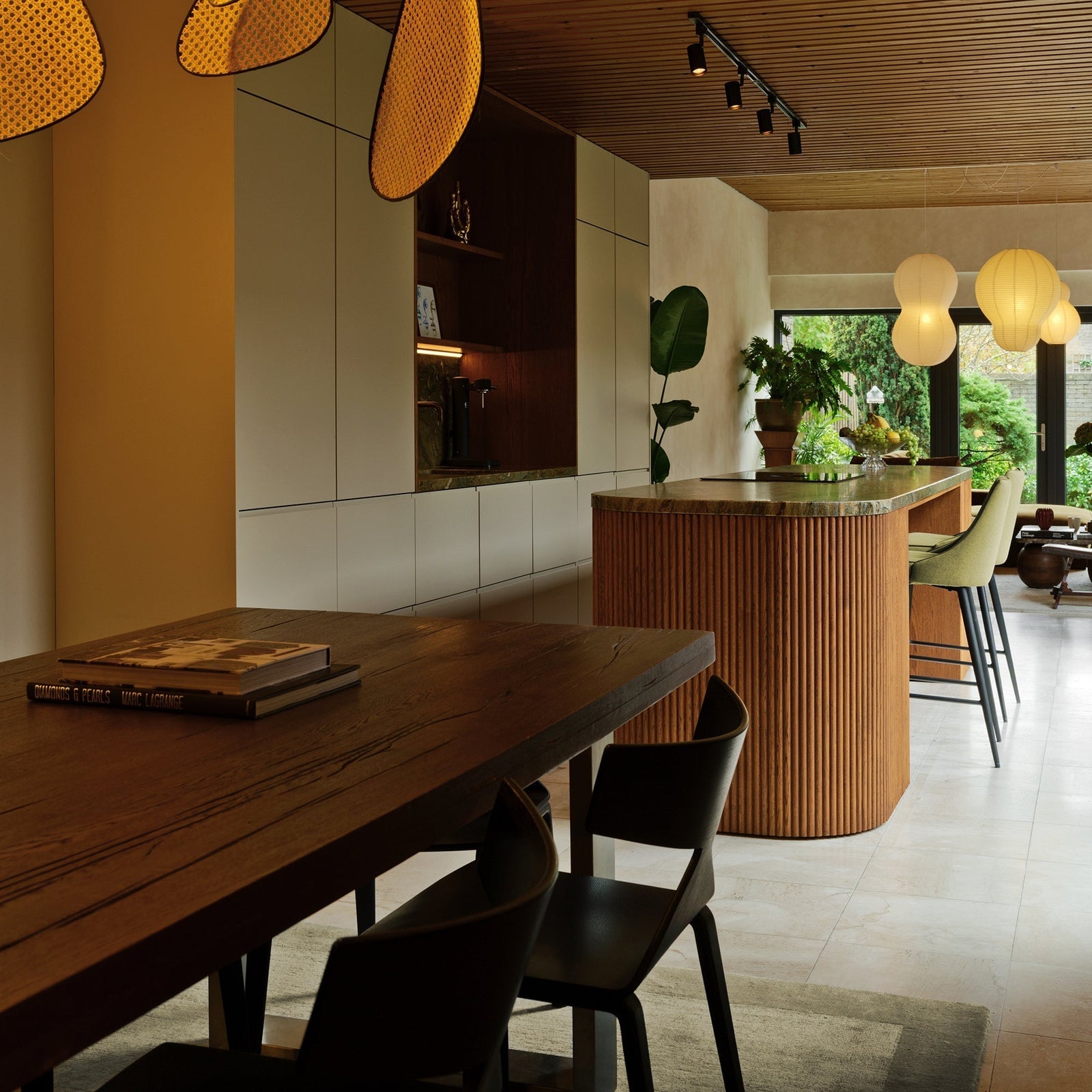 Bungalow met originele details en maatwerk keuken