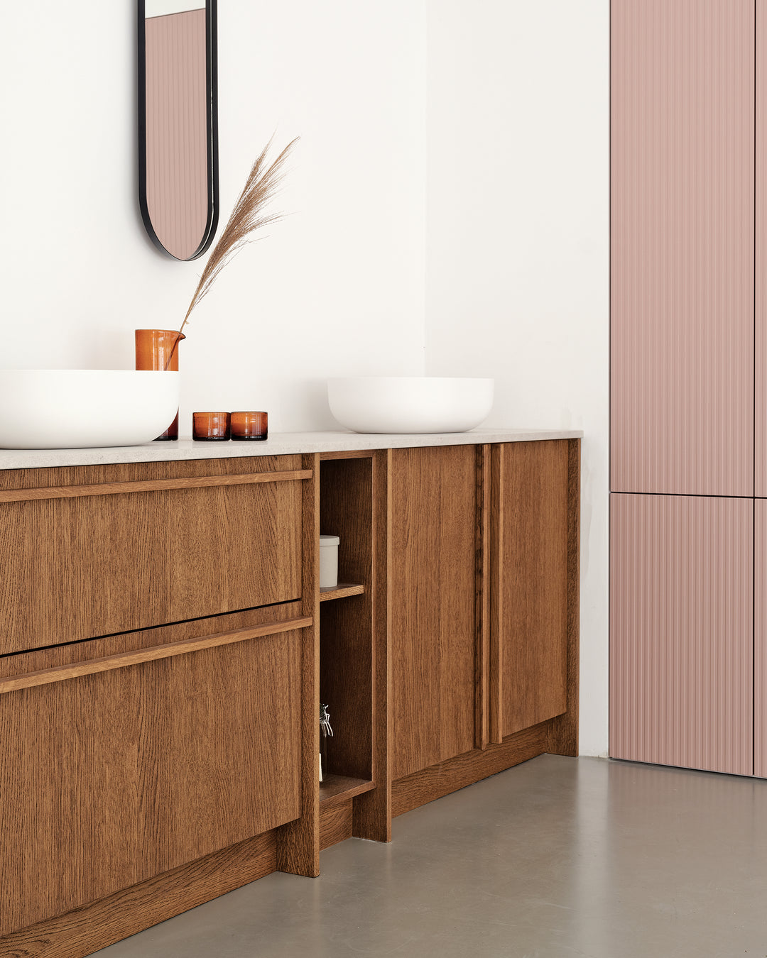 De serene schoonheid van Japandi badmeubels