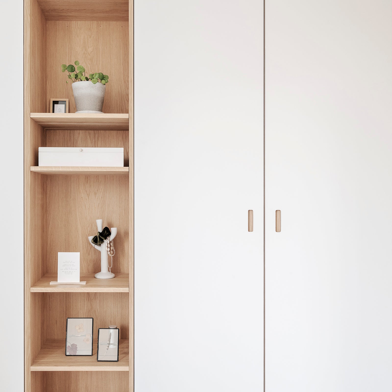 Upgrade je garderobe met Houtmerk SCALA® meubelfronten voor Ikea Pax