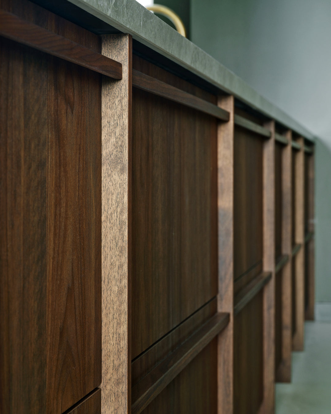 Houtmerk - Kast Argo 10 - Hoge kast met diepe ladekast Kastcombinatie Houtmerk   