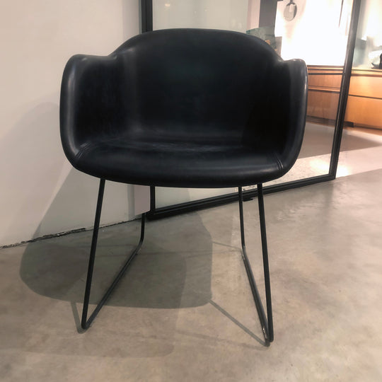 Muuto - Stoel Fiber met arm - SALE  Houtmerk   