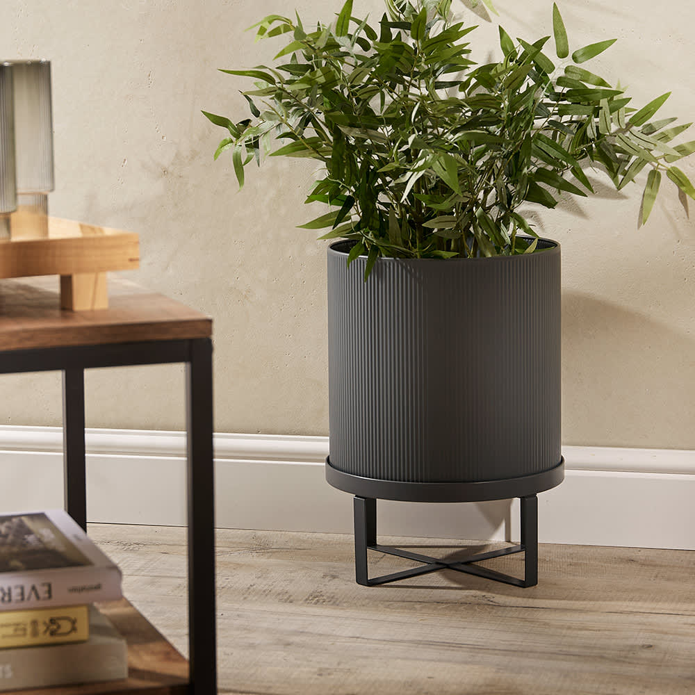 Ferm Living Bau Pot Large Dark Blue - Design Plantenpot - Scandinavisch Design - SALE