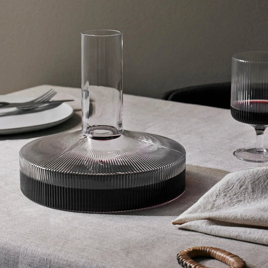 Ferm Living - Ripple Wijnkaraf - Helder - SALE  Houtmerk   