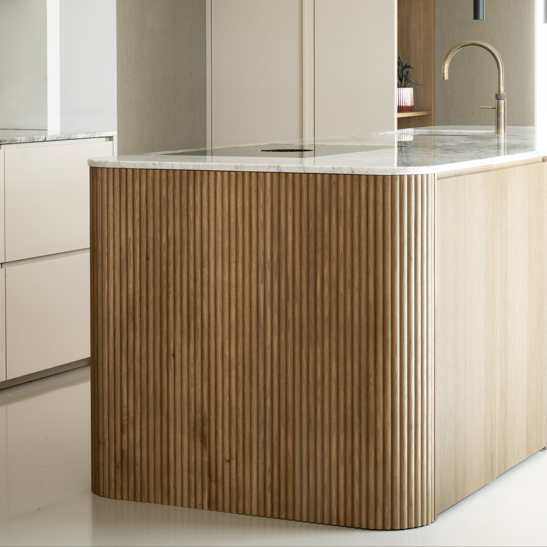 Houtmerk Ratio® - Ronde stolwand Curve Eiland - Geprofileerde houten wang Houtmerk