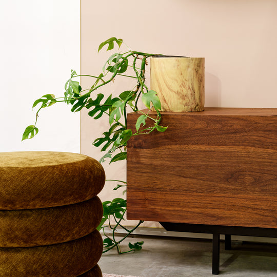 Houtmerk - Houten wandmeubel Azur - Massief noten met stalen frame Kasten Houtmerk   