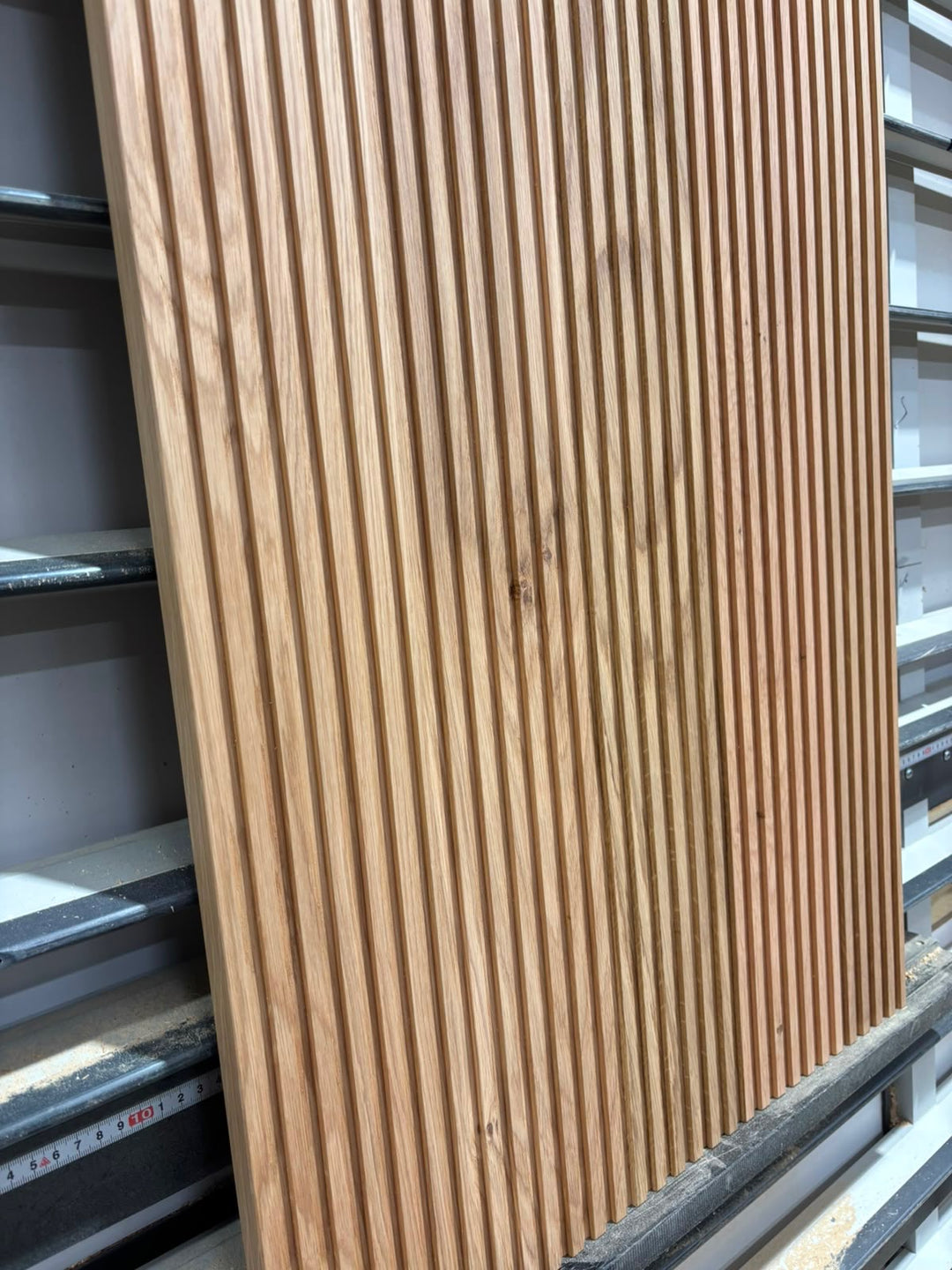 Houtmerk – Meubelpaneel MILLER met relief in matte lak – SALE