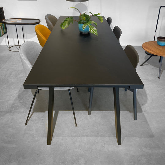 Tafel Echo Eiken Zwarte lak - Rechthoek 240x90cm - SALE Lampen Houtmerk   