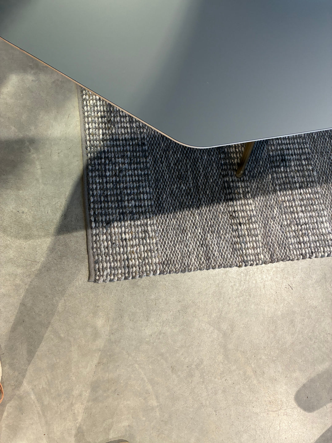 Houtmerk - Tafel Loom 250x120cm Arpa Fenix - Bladvorm Basalt - SALE Tafels Houtmerk