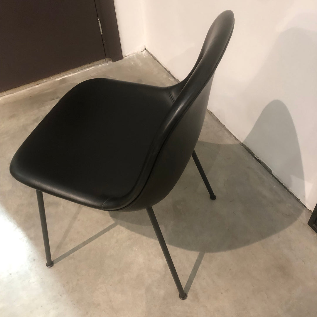 Muuto - Stoel Fiber zonder arm - SALE  Houtmerk   