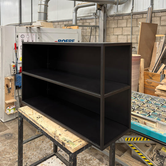 Open vak Hannover - Zwart gecoat staal 133x77x34cm - SALE Wandplanken Houtmerk