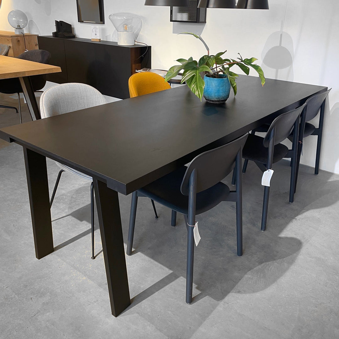 Tafel Echo Eiken Zwarte lak - Rechthoek 240x90cm - SALE Lampen Houtmerk   