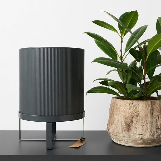 Ferm Living Bau Pot Large Dark Blue - Design Plantenpot - Scandinavisch Design - SALE