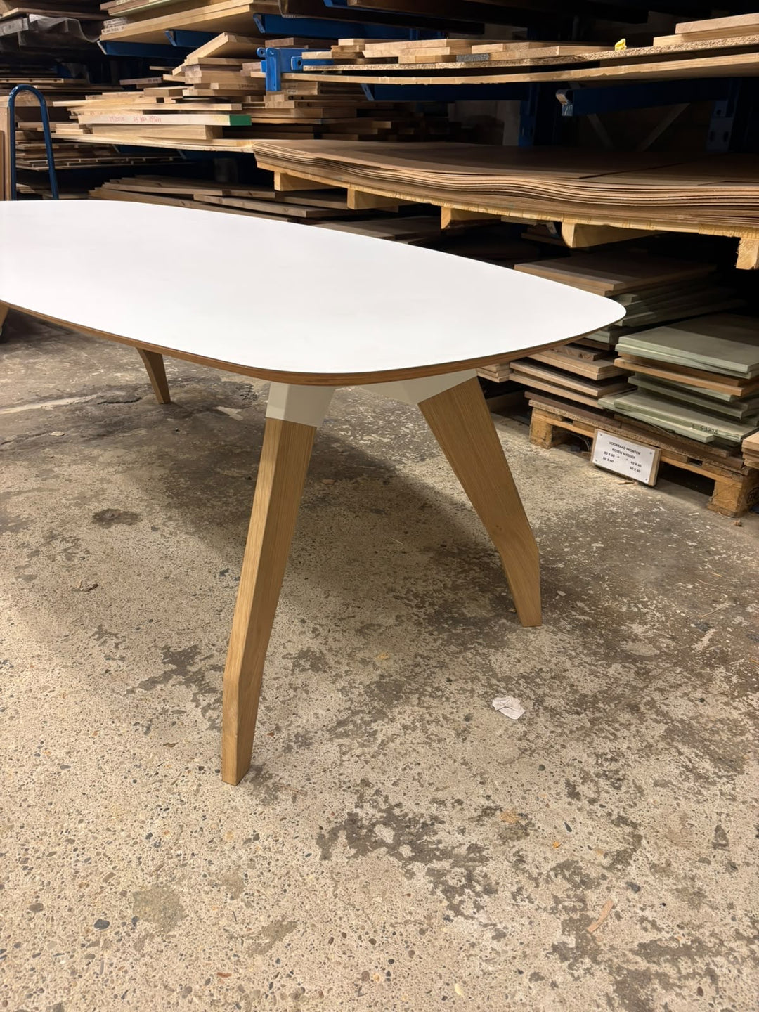 Houtmerk Lino Fenix Eettafel 240 cm | SALE