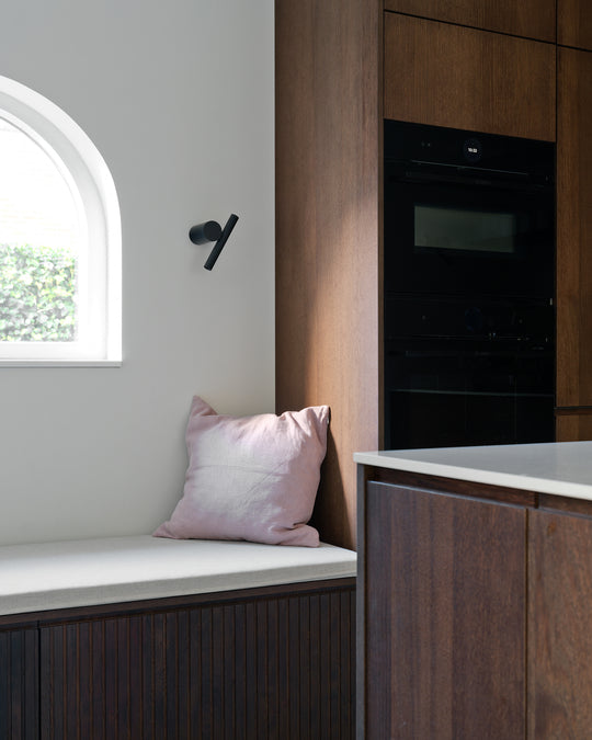 Scala - Kastfront VANDERLAAN - Eiken Fineer Black Walnut beits-Houtmerk-