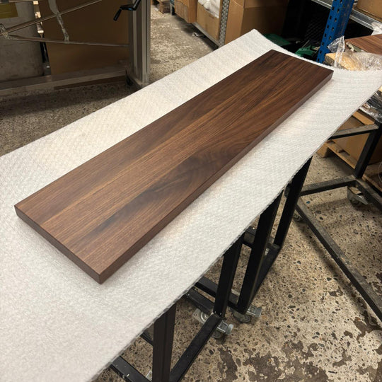 Houtmerk - Massief noten wandplank 100cm - SALE